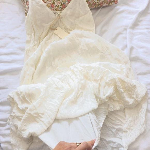 Z Supply Dresses & Skirts - Z Supply Size Small NWT Ivory White Midi Dress